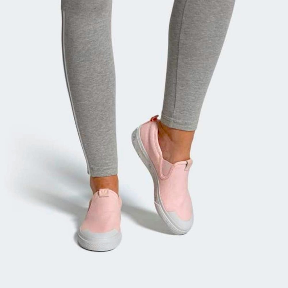 🛼 WMNS SLIP-ON SHOES PINK adidas